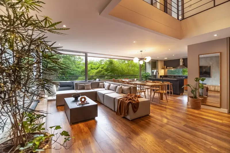 Sala del apartamento Hills 302 en El Poblado, Medellín